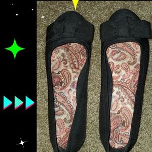 Women's size 6 flats